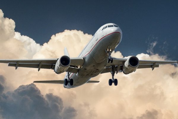 Kelebihan Pengiriman Barang Via Udara (Air Freight)